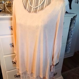 LC peach long sleeve floral layered side bows tunic, size L
